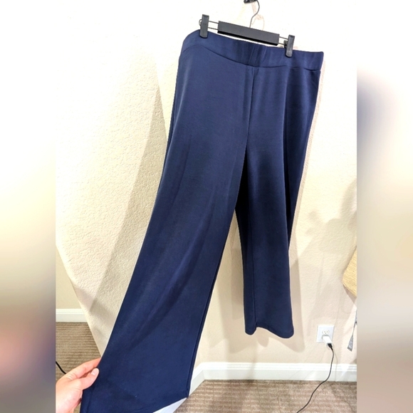 Cable & Gauge Soft Wideleg Lounge Capri Pants Navy Blue - Picture 1 of 6